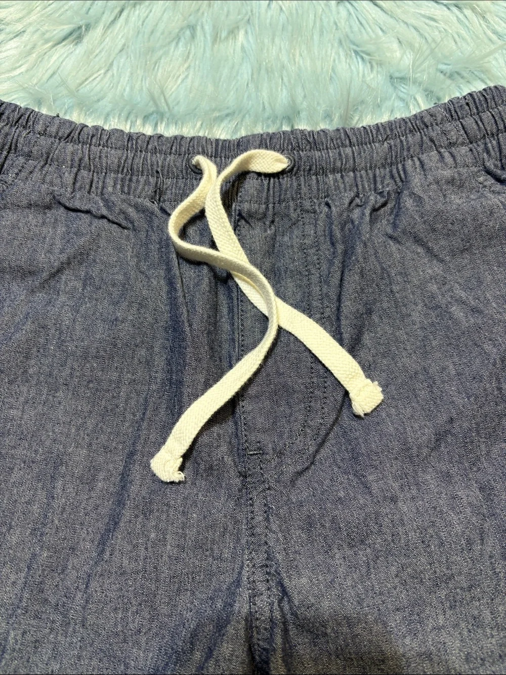 J. Crew Men's Chambray Blue Drawstring Shorts sz XS